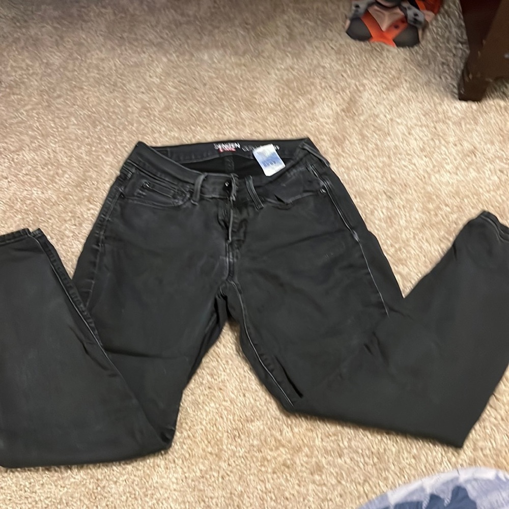 Black jeggings